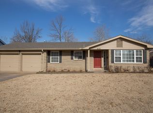 4141 E 48th Pl, Tulsa, OK 74135