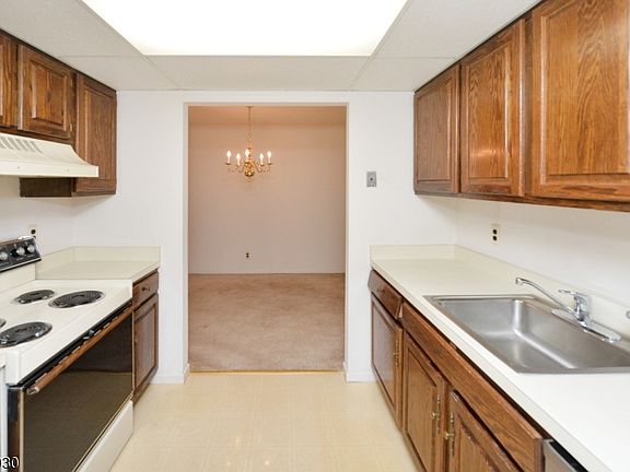 5th image of 50 Rock Rd #7A