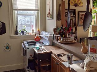 98 Queensberry St #19, Boston, MA 02215