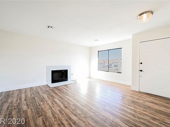 4th image of 135 Bosworth Dr