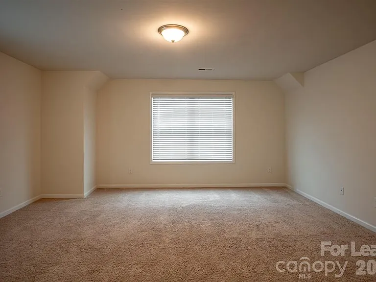 3042 Burnello Ct — Photo 24