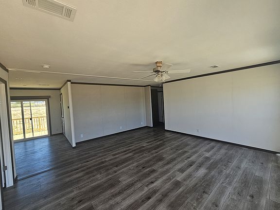 3rd image of 142 Kelvin Dr #210