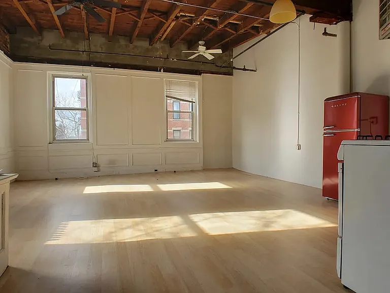 226 Franklin St #G31 — Photo 2