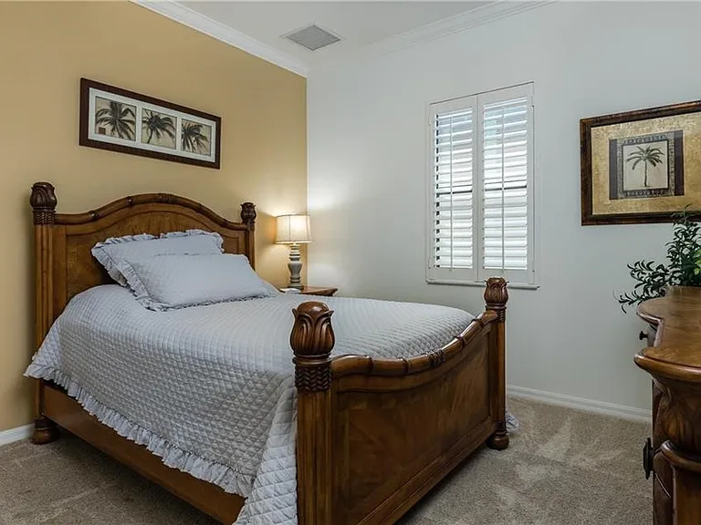 8309 Adelio Ln — Photo 11