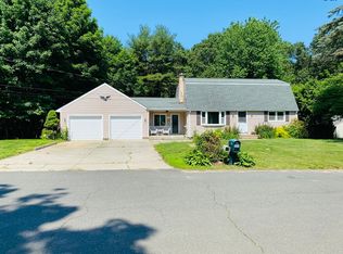 22 Woodside Cir, Southwick, MA 01077