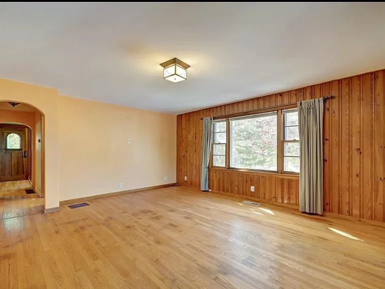 901 S Lincoln St — Photo 6