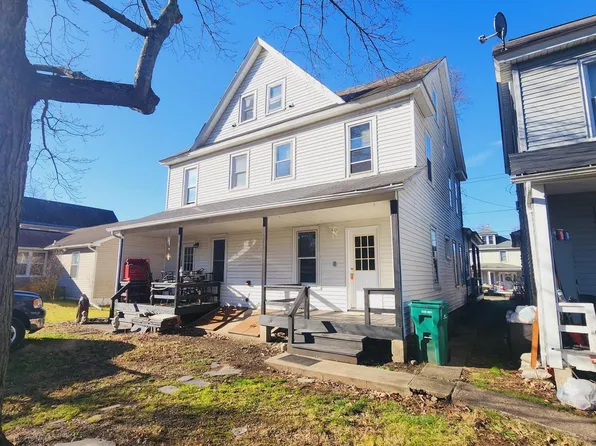 510-512 N Courtland St, East Stroudsburg, PA 18301