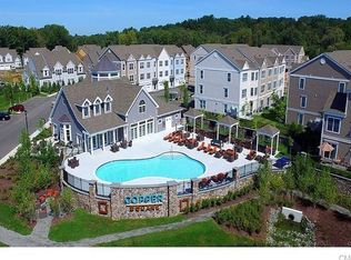 501 Copper Square Dr, Bethel, CT 06801