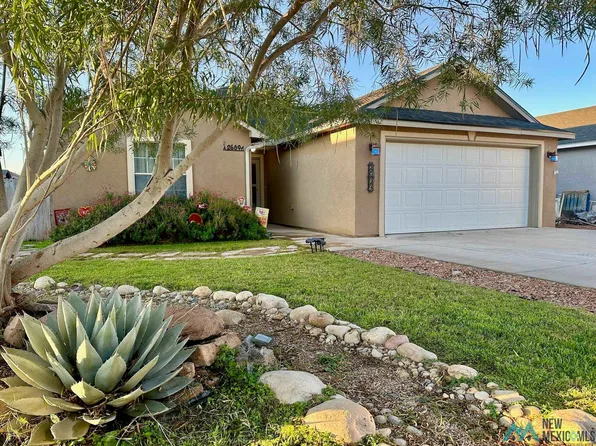 2609 Washington St, Carlsbad, NM 88220