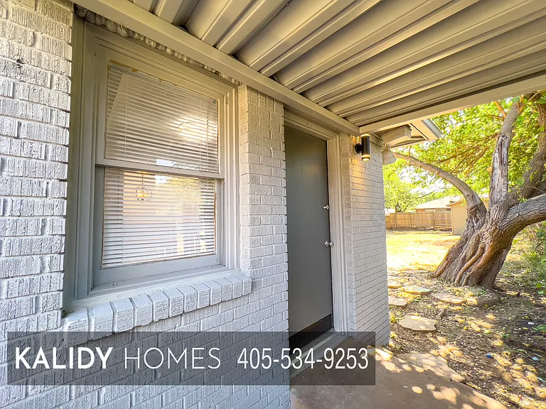 2022 NW 33rd St — Photo 36