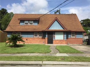 1857 Lauradale Dr, New Orleans, LA 70114