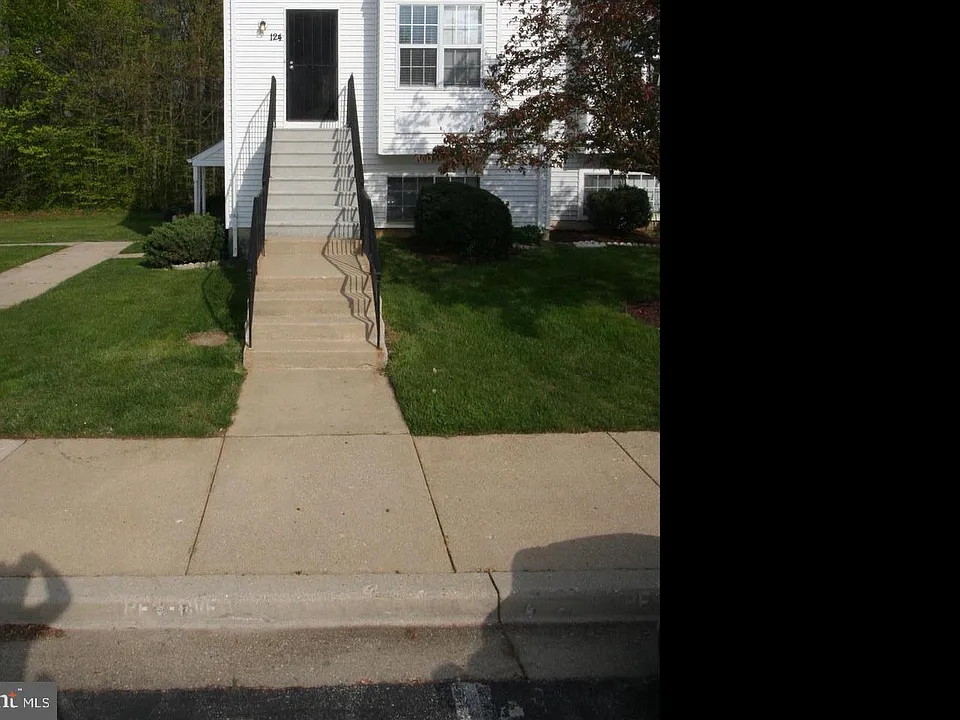 124 Azalea Ct #27-5