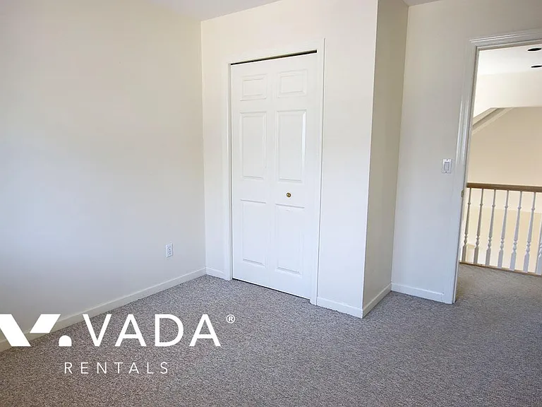 1572 Salal Cres — Photo 24