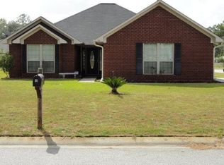 61 Gloucester Dr, Midway, GA 31320