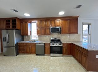 114 N 5th St #2, Harrison, NJ 07029