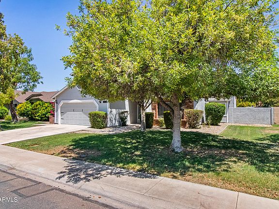 4th image of 1436 E KENT Avenue