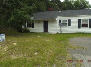 104 Greenway Dr, Darlington, SC 29532