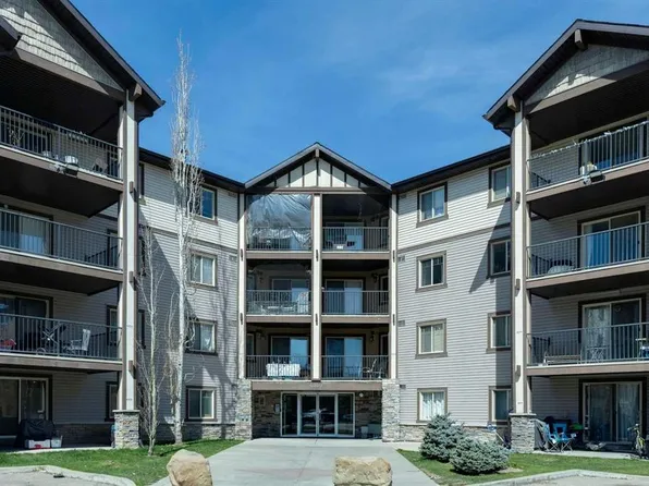 60 SE Panatella St NW #4210, Calgary, AB T3K 0M1