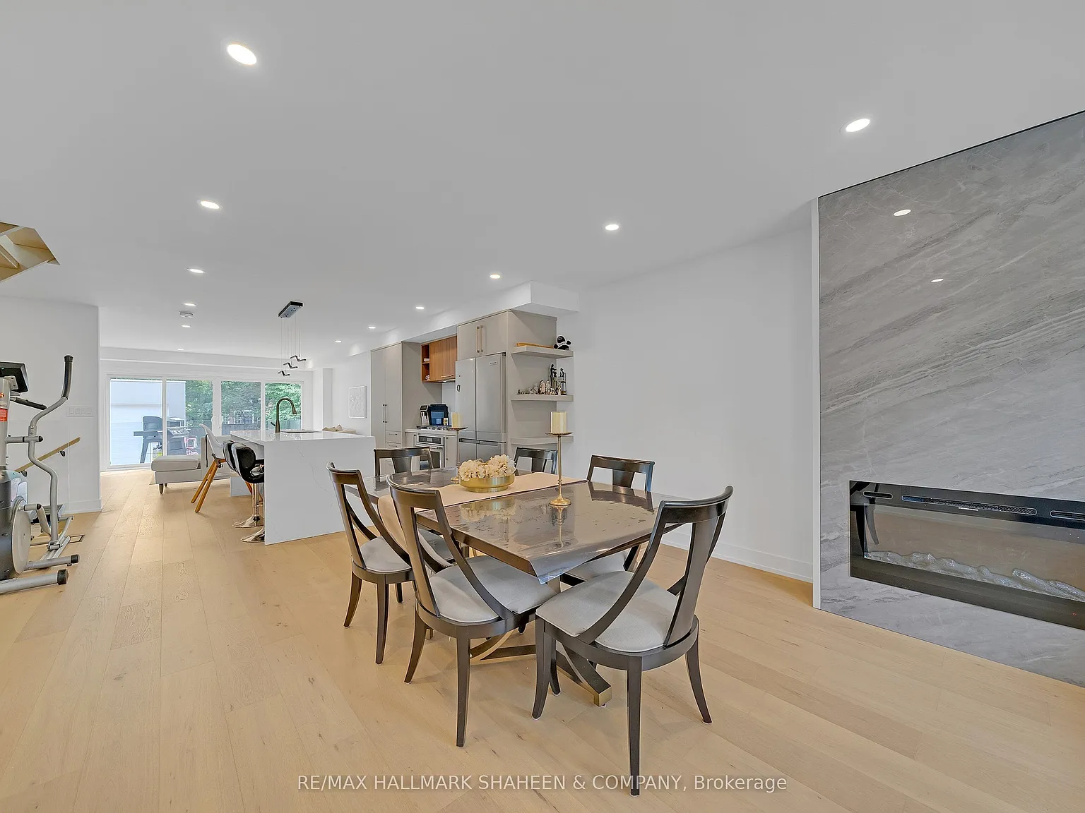 4 bed, $6,500 — Photo 4