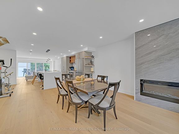 4th image of 207 Sutherland Dr