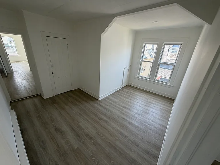 296 Broad St #2 — Photo 9