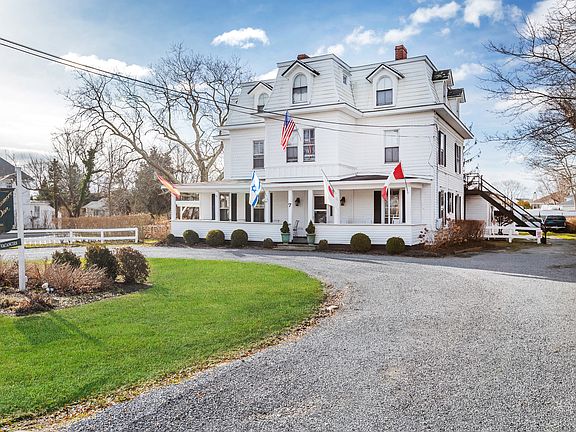 2nd image of 7 Beach Ln