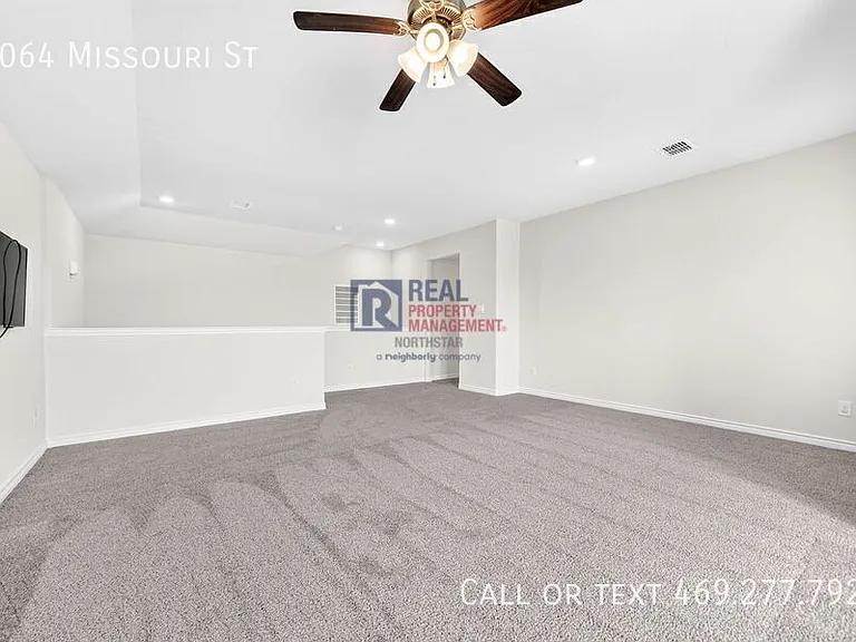 2064 Missouri St — Photo 29