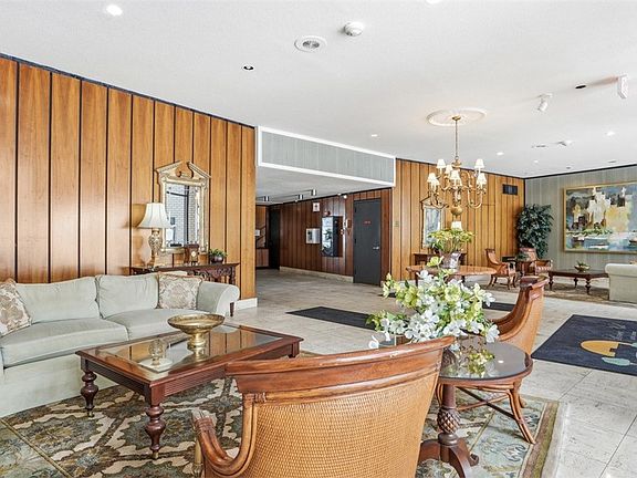 5th image of 1160 Bower Hill Rd APT 716A