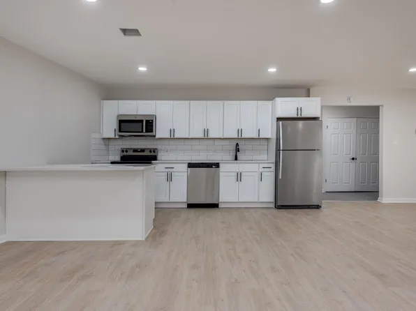 296 Wyoming Ave #3, Wyoming, PA 18644