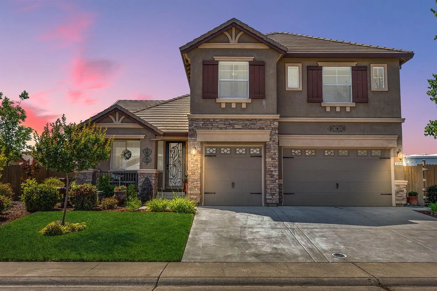 3454 Listan Way photo 1