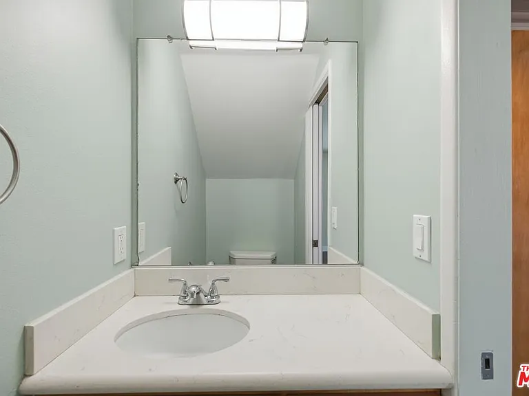 7928 Virginia St #C — Photo 7
