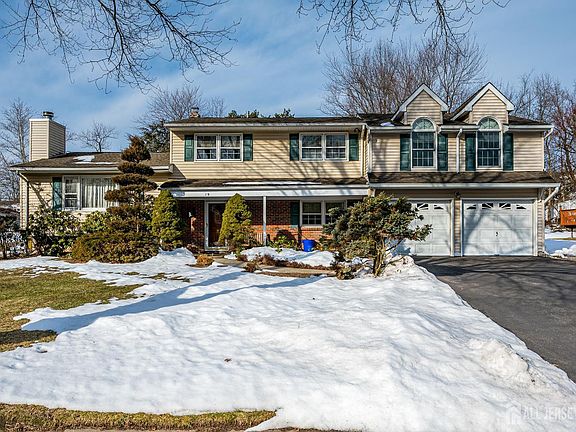 2nd image of 19 Annette Dr