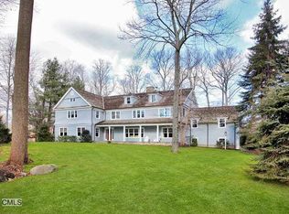 8 Hickory Ln, Darien, CT 06820