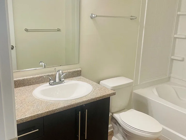 Clairmont at Chesterfield — Photo 74