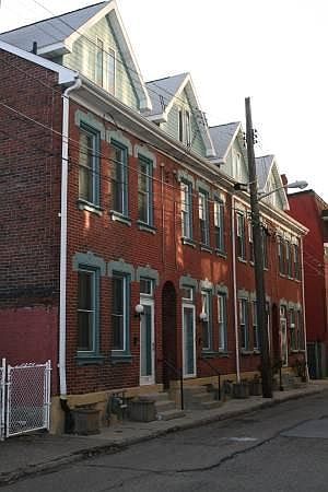 1st image of 2126 Fox Way