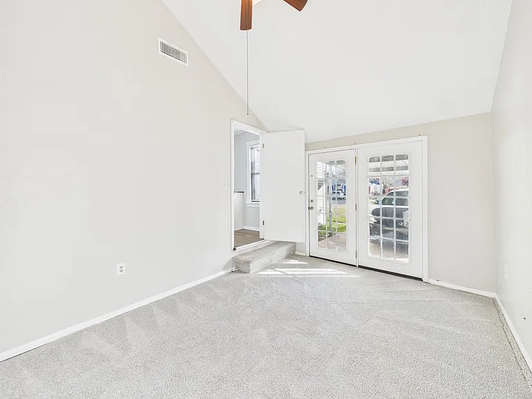 1307 NW Maple Ave — Photo 13