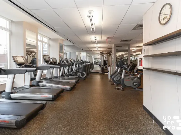 247 West 46th Street image 10 of 14