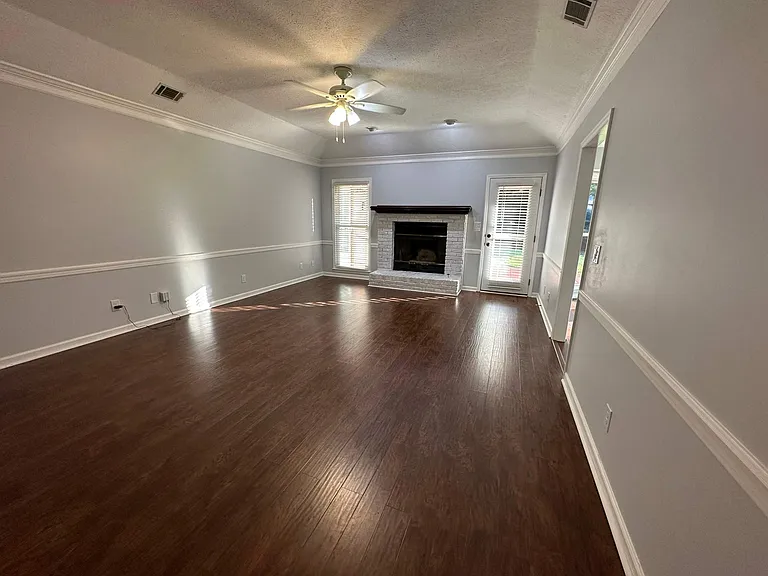 1525 Buk Ct — Photo 19