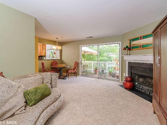 4th image of 2606C S Arlington Mill Dr #3