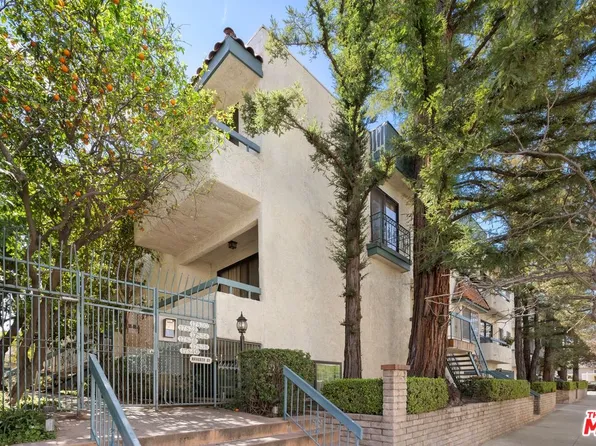 17832 Margate St, Encino, CA 91316