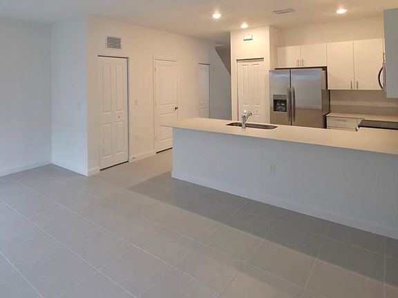 2nd image of 348360 SW 178th Ct #348360