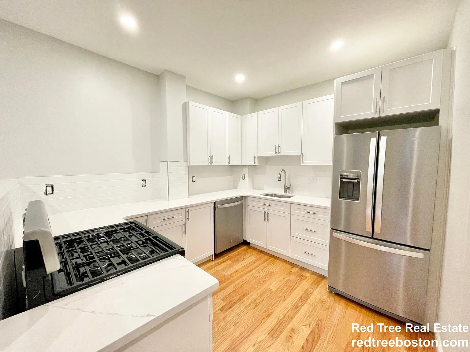 35 Newport St — Photo 2