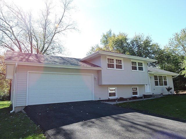 1st image of 29W249 James Ave