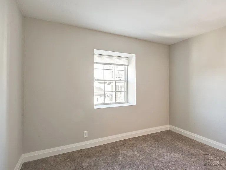 Grandview Apartment Homes — Photo 2