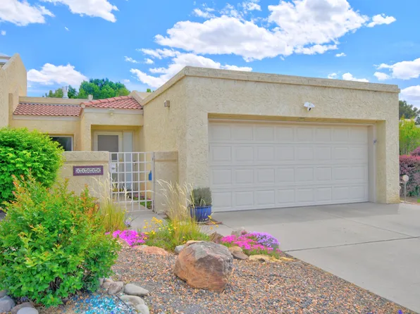 11028 Malaguena Ln NE, Albuquerque, NM 87111