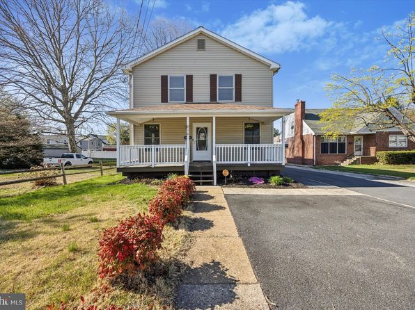 936 Meetinghouse Rd, Upper Chichester, PA 19061