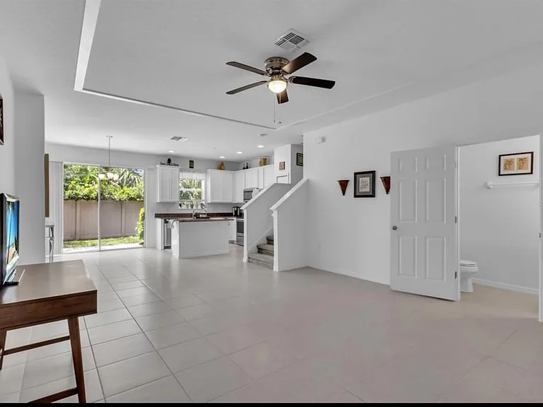 4710 Cliveden Loop — Photo 6