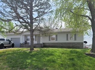 649 W 30th Street Pl, Baxter Springs, KS 66713