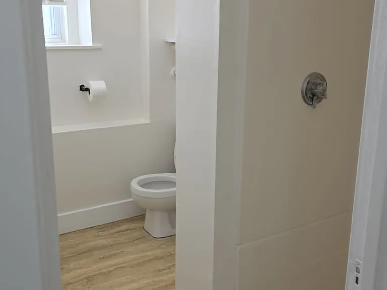 182 Elm St #1 — Photo 5
