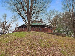 25 May Apple Heights Rd, Barboursville, WV 25504